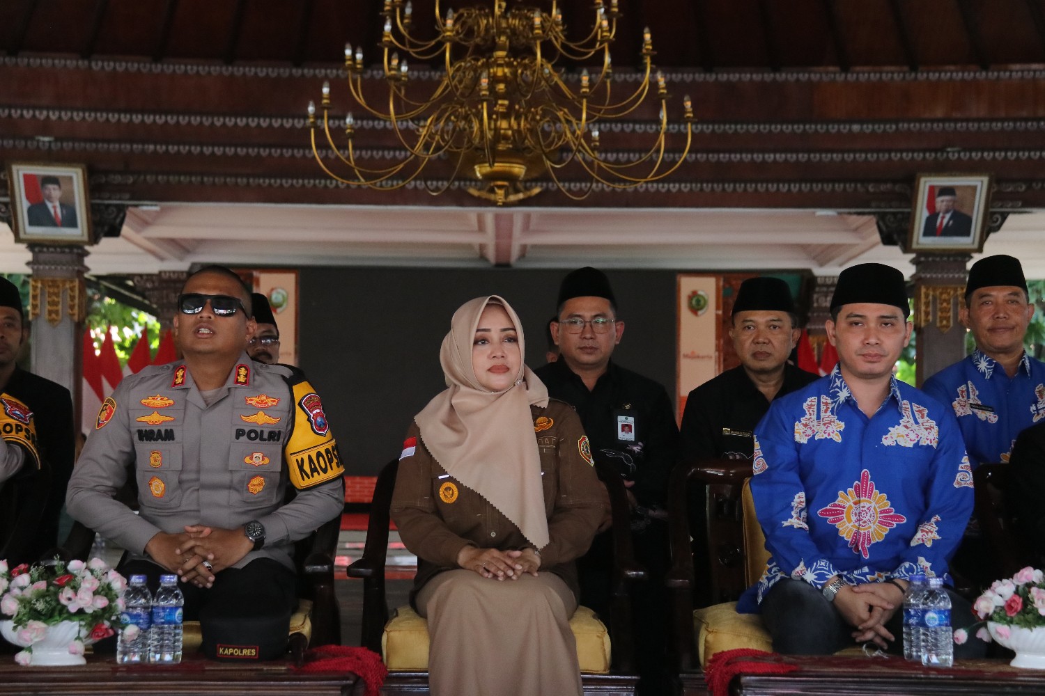 Bupati Ikfina Berangkatkan 1.117 Jamaah Calon Haji Kabupaten Mojokerto